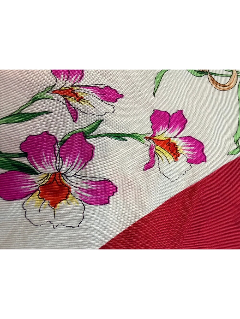 Vintage Gucci Flora Silk Scarf Red Floral Accornero Italy 33" Square - Picture 10 of 10